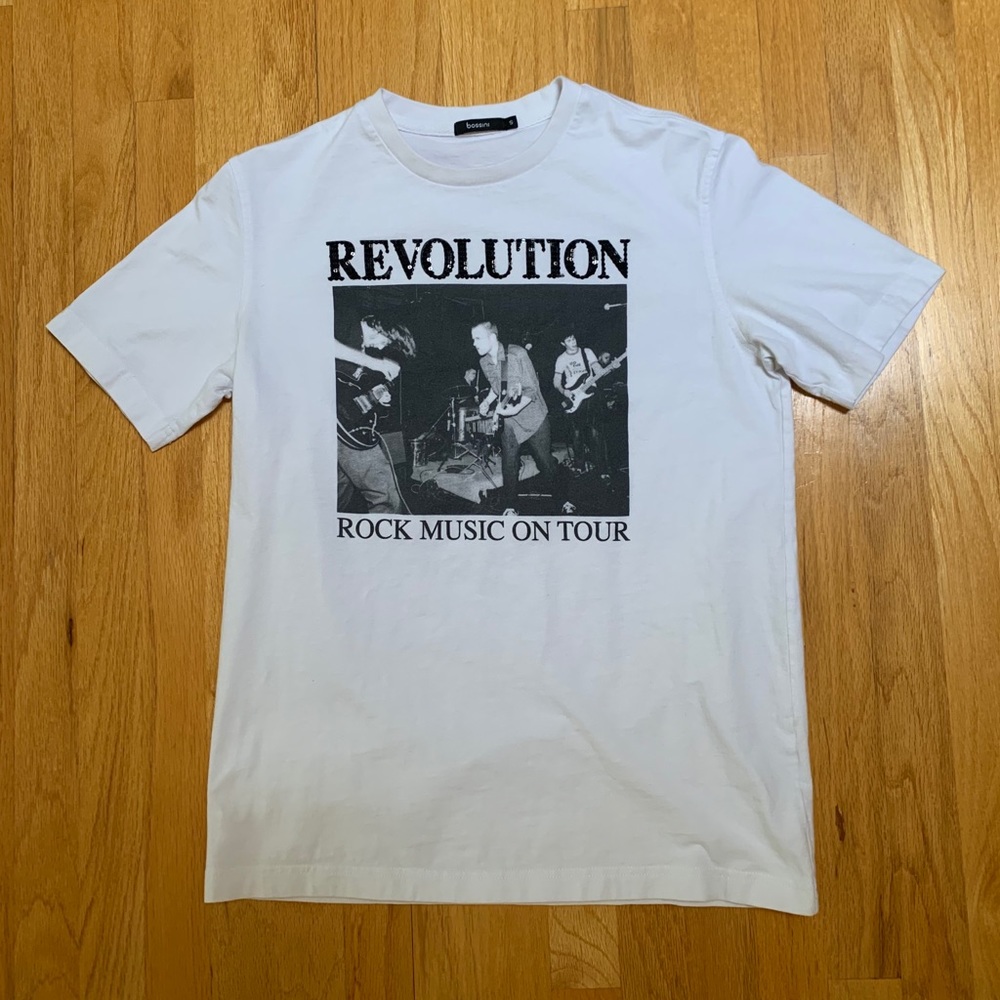 Gently Worn Revolution Rock Tour T-shirt
